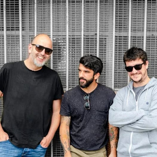 #DalePlay

<a href="/jardinditrio/">Jardín di Trío</a>, el trío oriundo de Barcelona, España, estrena Septiembre, un poderoso sencillo que combina el hard rock con toques de rock alternativo y grunge.
Chequéalo cliqueando este link: youtube.com/watch?v=97nPYZ…