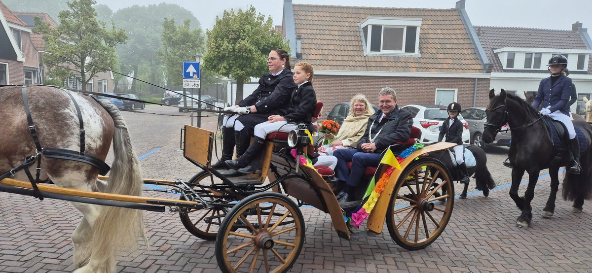 Wat een geweldige koningsdag hebben wij gehad.
Gemeente Urk bedankt voor de geweldige samenwerking. 
En een ieder die hier aan mee heeft geholpen.
Het was Fantastisch.
#caritas urk
#emotion events
#gemeente Urk