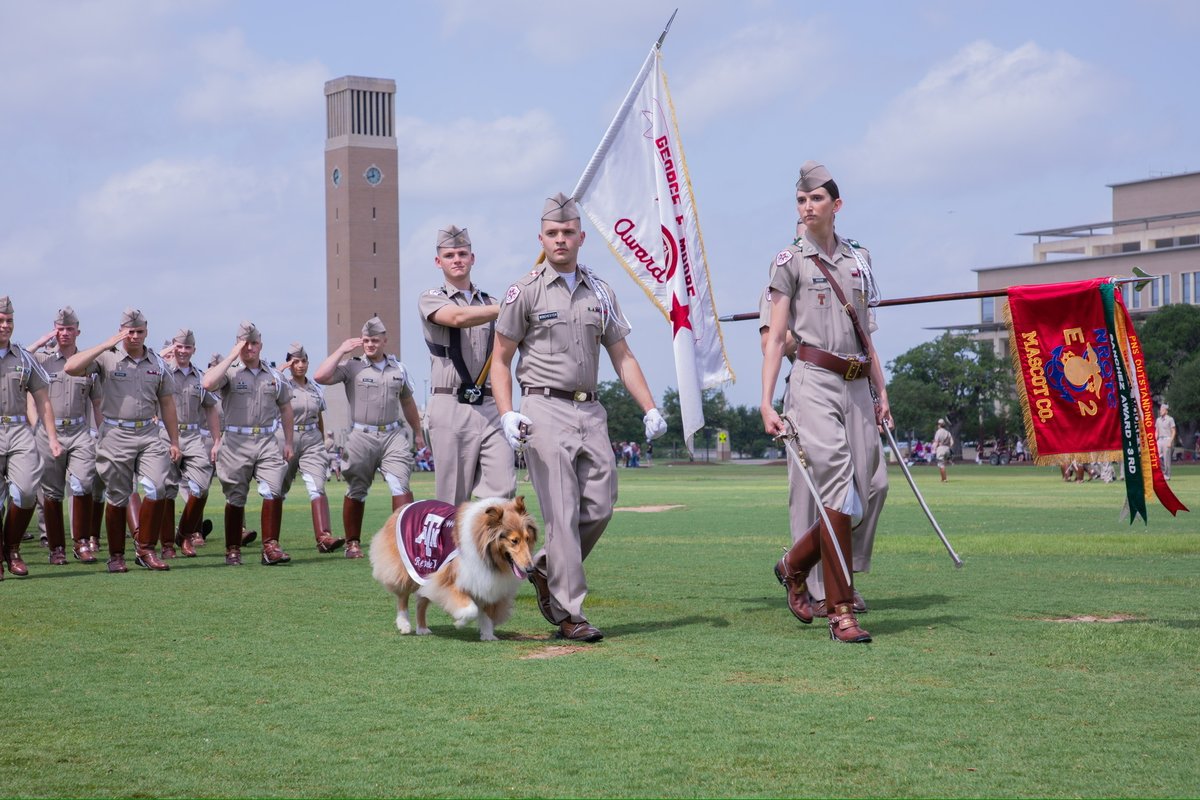 reveille's tweet image. The end of an era and the start of a new one! Final Review is all about passing the leash (literally). Seniors take their final steps on the Quad and underclassmen step up to lead in the @AggieCorps.