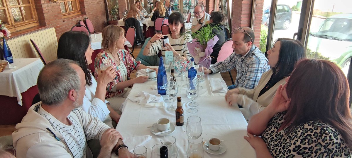 Asociación Profesionales de Bibliotecas de Burgos tweet media