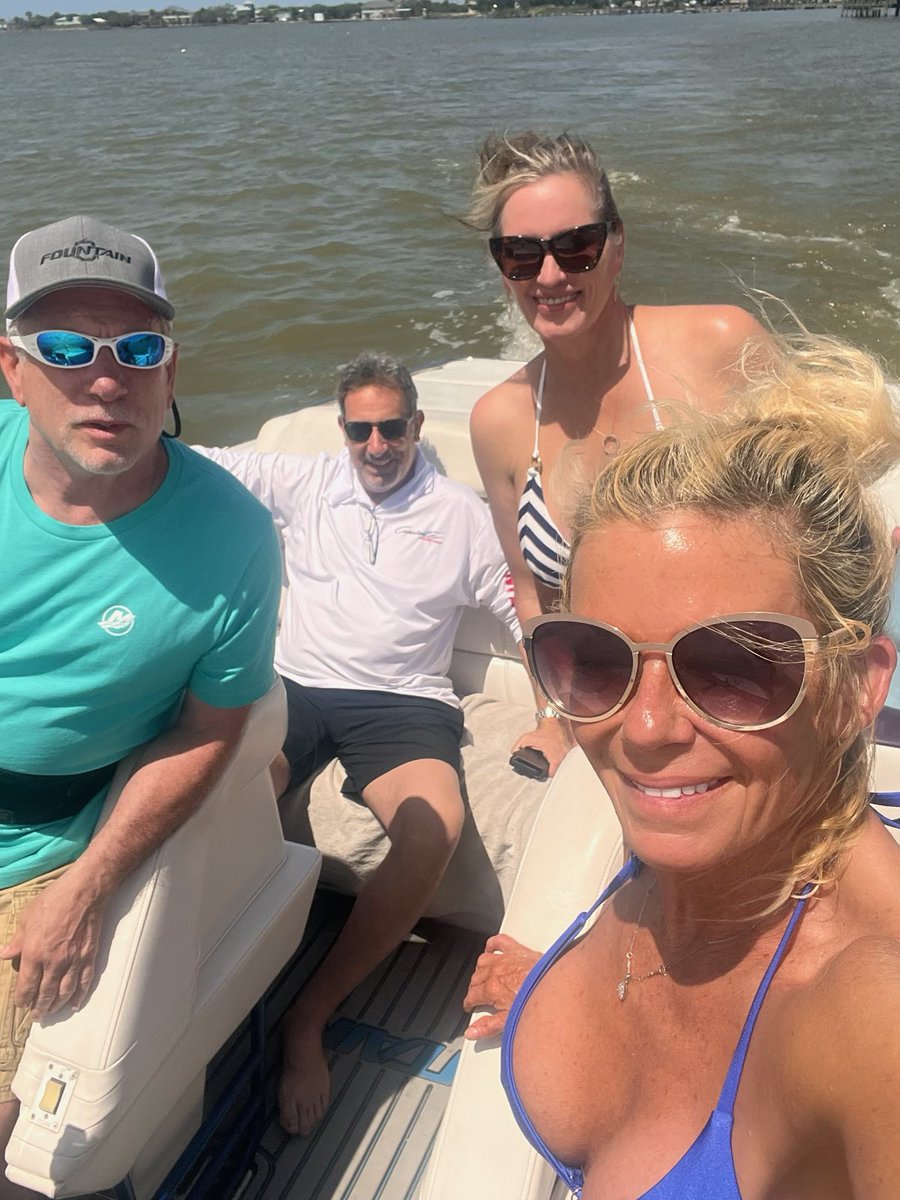 PowerPeteB's tweet image. First run of the season, gett’n her ready and shaking her down for Orange Beach FPC poker run next week!!  Let’s go! #wegone #Fountainboats #fastech #gofast