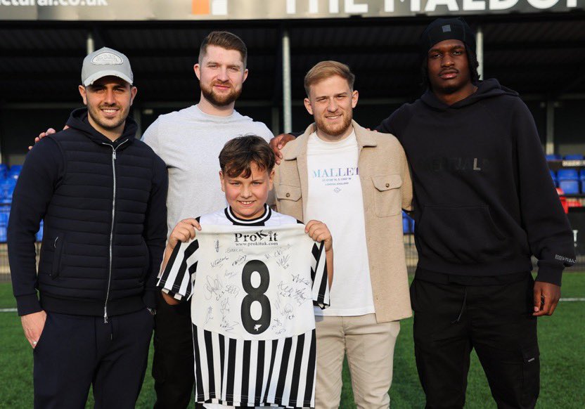 Buzzing to pick up 4 end of season awards! Played every minute of all 50 out of 50 games this year🙏🏾 couldn’t have done it without the lads, staff and all the fans. Appreciate you all!🖤🤍#uptheswifts <a href="/officialswifts/">Heybridge Swifts FC</a>