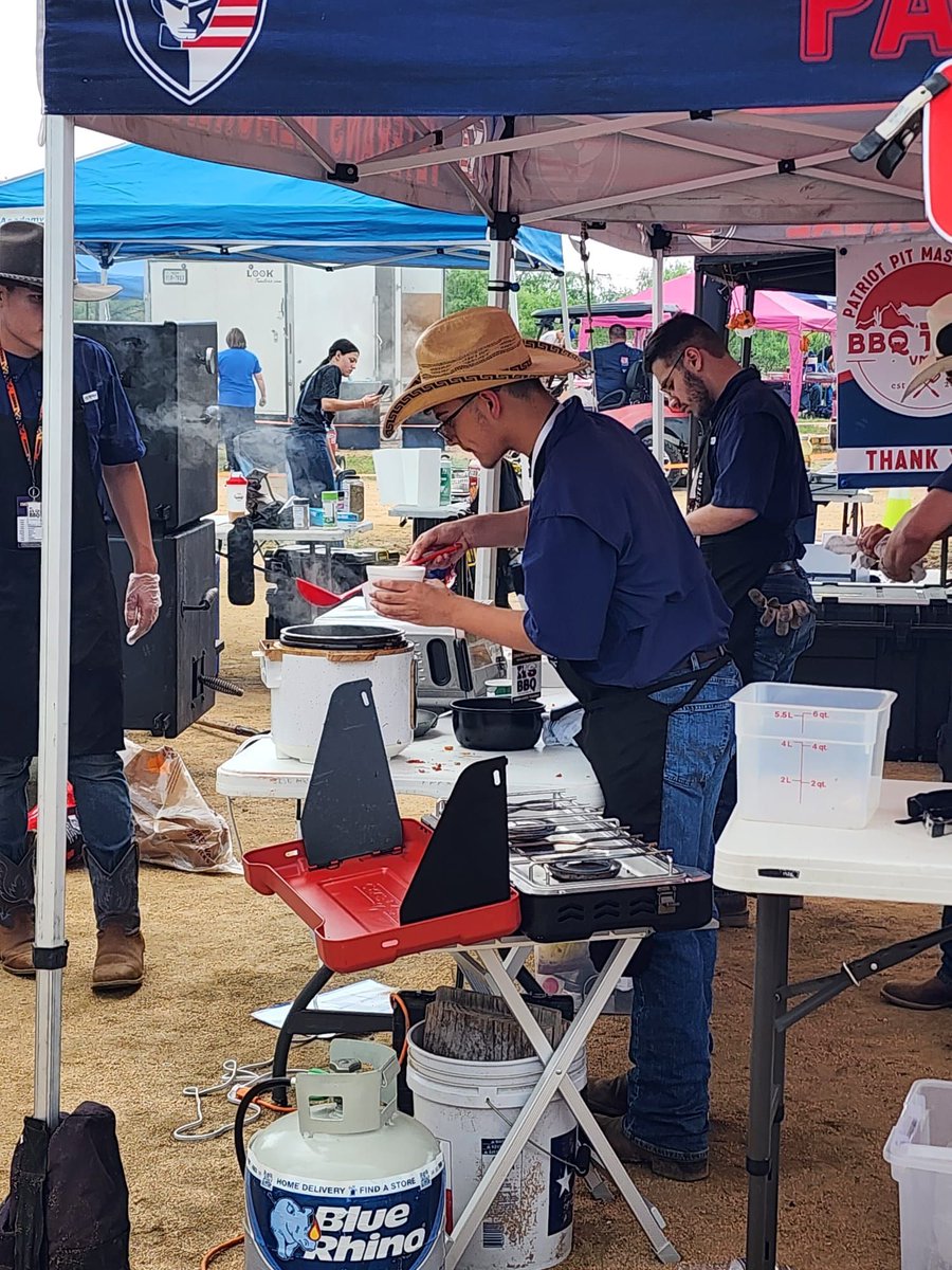 SAVeteransHS's tweet photo. 🔥 Our Patriot Pitmasters are bringing the heat in Granite Shoals! Proud of their hard work & the coaches guiding them every step! 💪🍽️ #PatriotNation #ILIF #HSBBQ #1Team1Family https://t.co/YCP60VtlDf