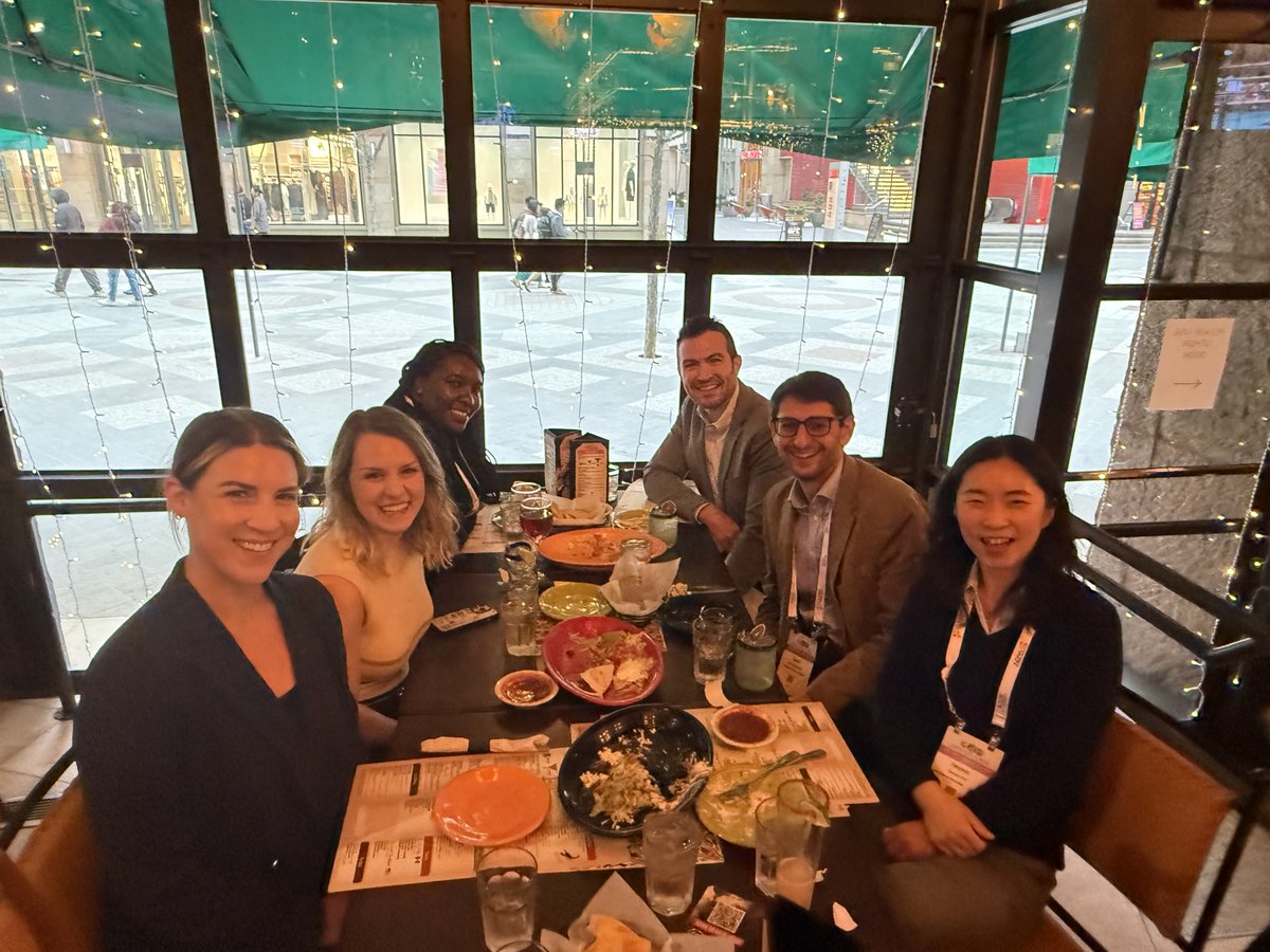 DrDeMatt's tweet image. No bias here - I've been lucky to have the best doc advisees! Clark/Jackson Scholars, post docs, leaders, & faculty pushing the field. Grateful to Taeyeon Kim for joining us to share her insights as we start a new tradition of having an annual AERA reunion. @utexascoe #AERA2025