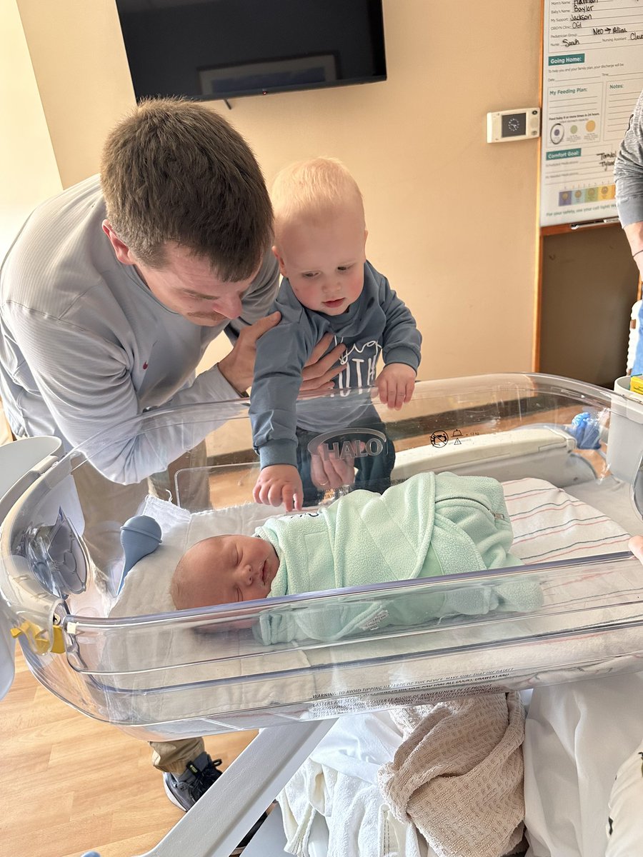 J_Litterer714's tweet image. Our world changed this past Wednesday as our son, Baylor Beck Litterer, joined the #HomeTeam! 

Momma was incredible &amp;amp; Wesley is a proud big bro! 2 under 2… let the crazy begin! 

Thank you, Lord 💜