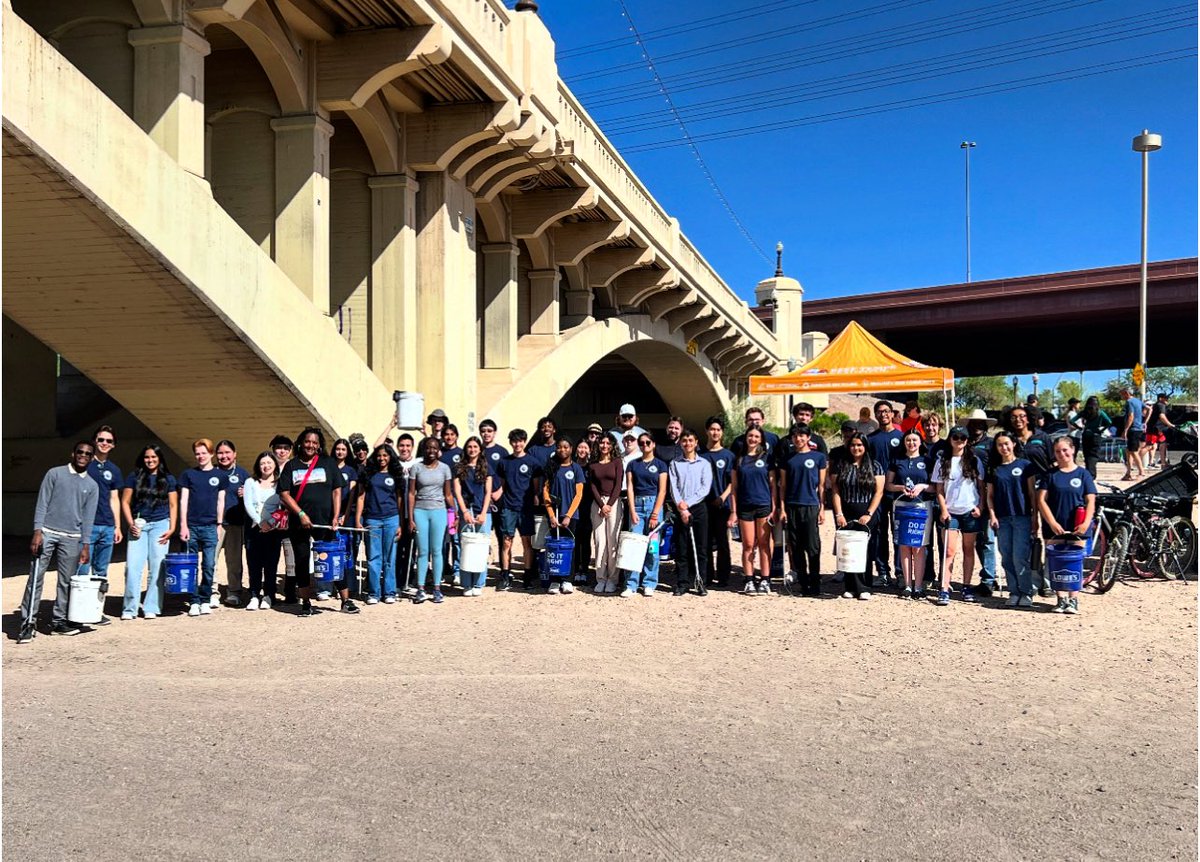keeptempebtfl's tweet image. 🌎 Earth Month Finale Cleanup at Tempe Town Lake! 🌿

This Saturday, April 26th, Keep Tempe Beautiful wrapped up our Earth Month celebration with an amazing final cleanup at Tempe Town Lake — and what a way to finish strong!

💪 Our Impact:
•264 volunteers
•319 hours of…