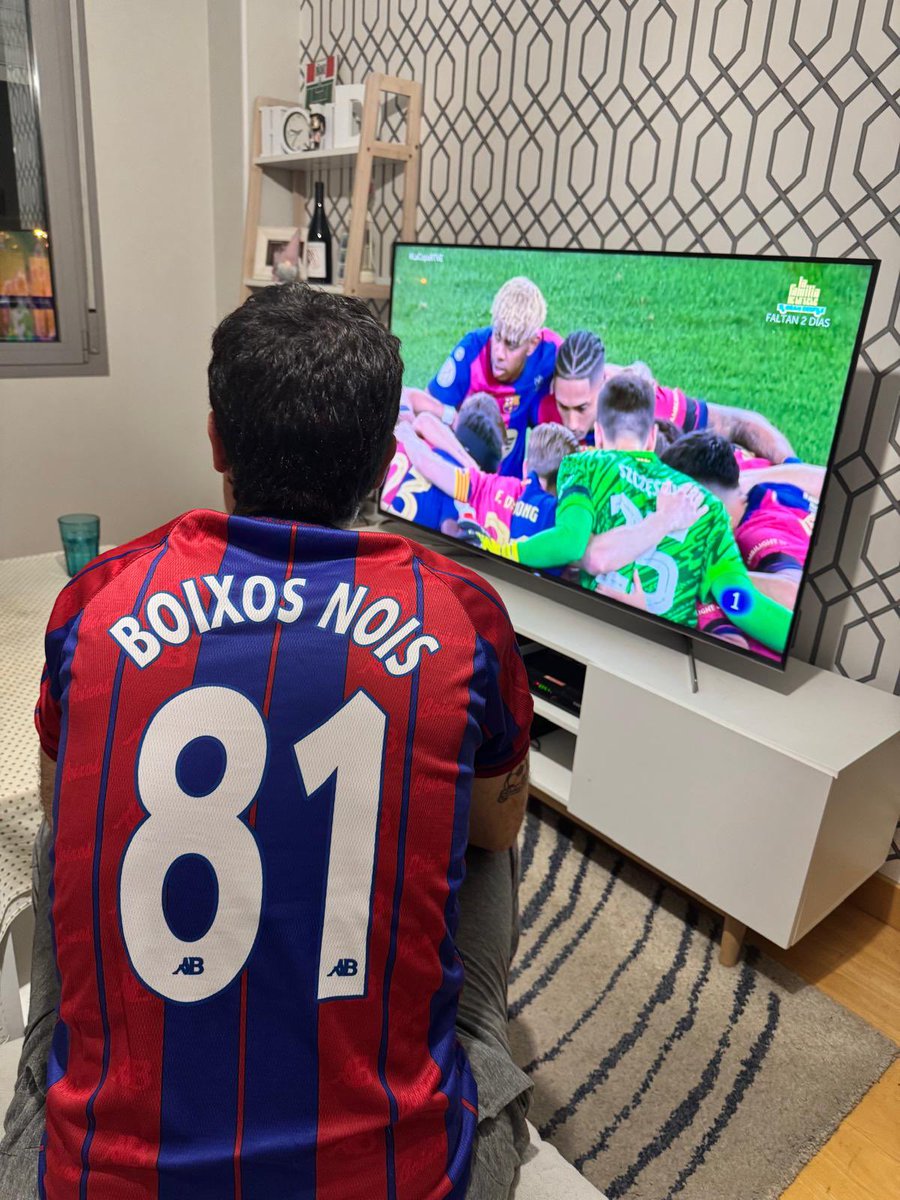 diego_m_90's tweet photo. Noche de copa 💙♥️🫡 https://t.co/1KdZsvzx7q