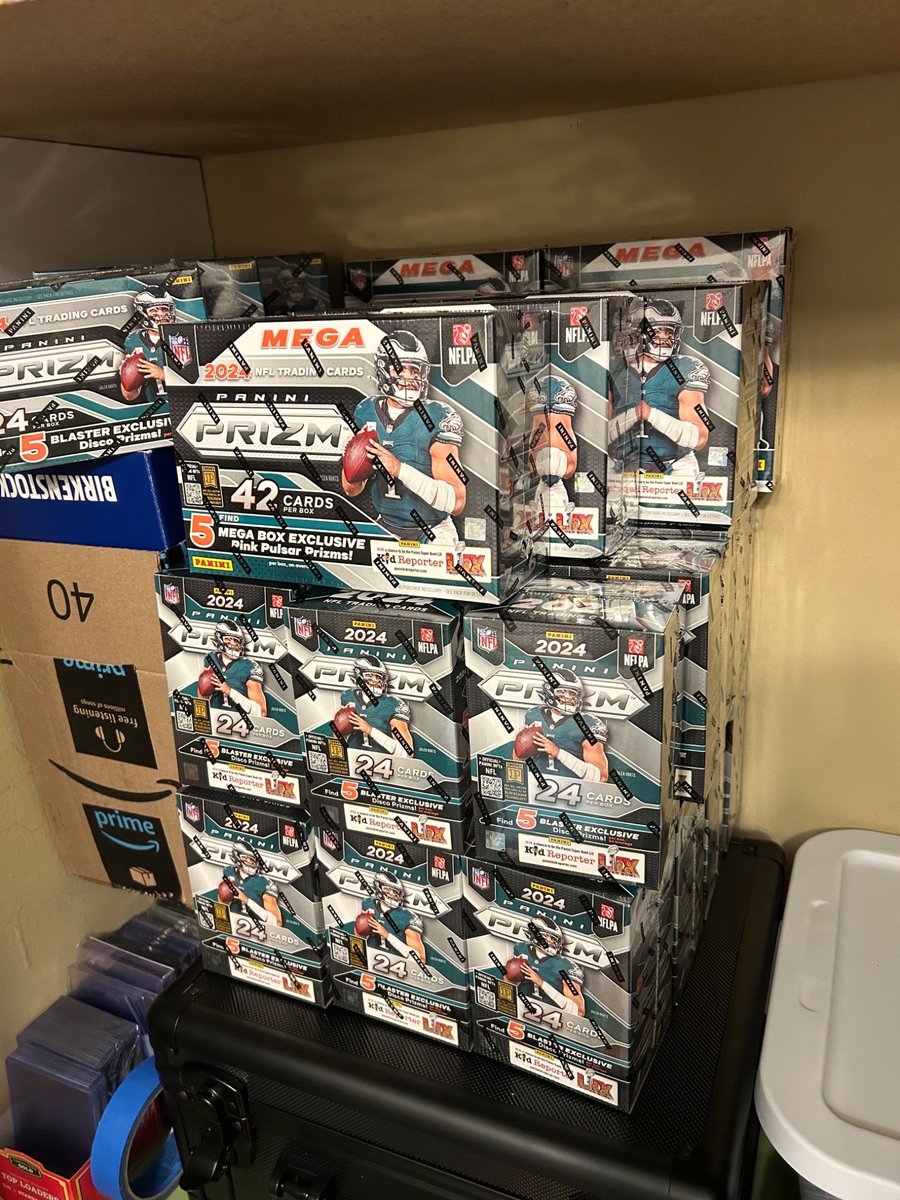 CardKingsStack's tweet image. Great day to buy some NFL  37 blasters and 5 megas #NFLDraft2025 #TheHobbyFamily
