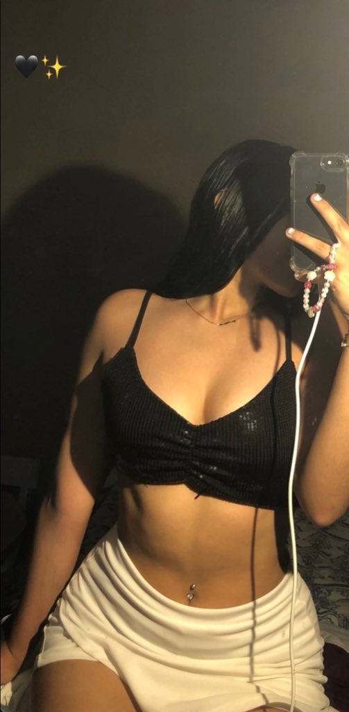 Delfi5553990058's tweet photo. 50 rt y subo una foto en tanga ya que tamto me piden 🤣❤️🙂‍↔️ https://t.co/oOszuaxF5K