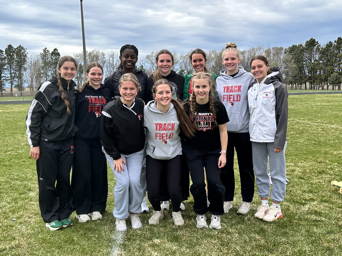SMCardinalTrack's tweet image. Congratulations to our Cardinal girls on capturing the team title at the Chester Invite today!  Way to go ladies!  

live.athletic.net/meets/50668