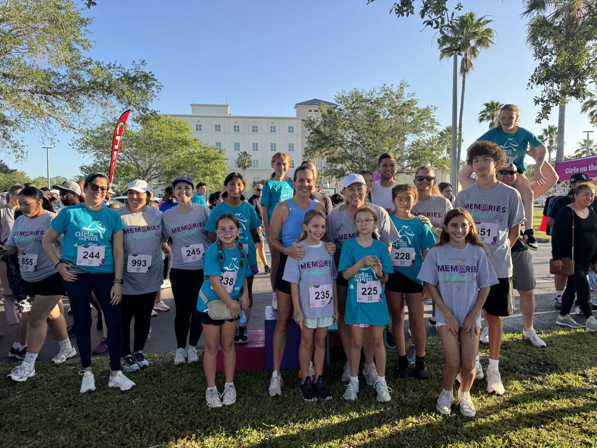 Lisa Jean Newbrough tweet media