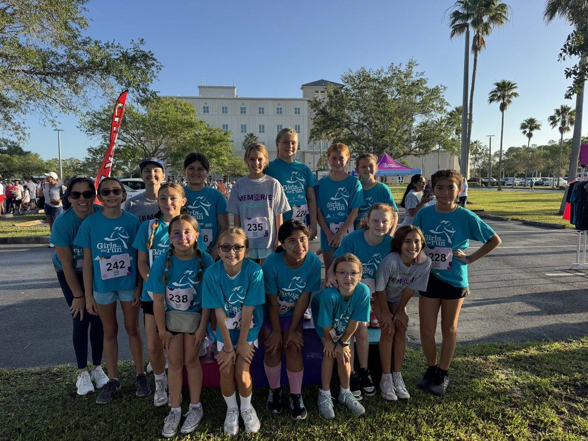 Lisa Jean Newbrough tweet media