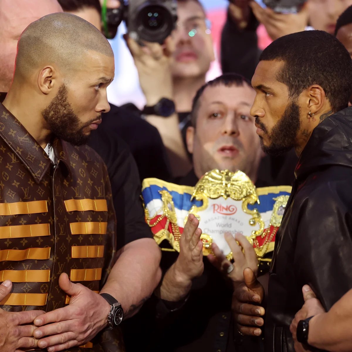 MattHDGamer's tweet image. Eubank vs Benn..

Who have you got winning??