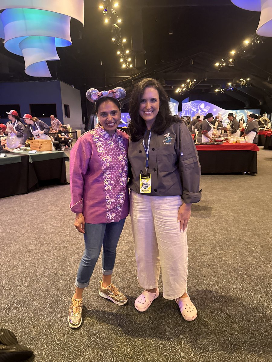 apexculinary's tweet photo. Thank you, #catw25, @DisneyParks, and @ManeetChauhan for this incredible opportunity for these students! #cookaroundtheworld #epcot 👨‍🍳🐭🏰🍳 https://t.co/bdGOiLgqO5