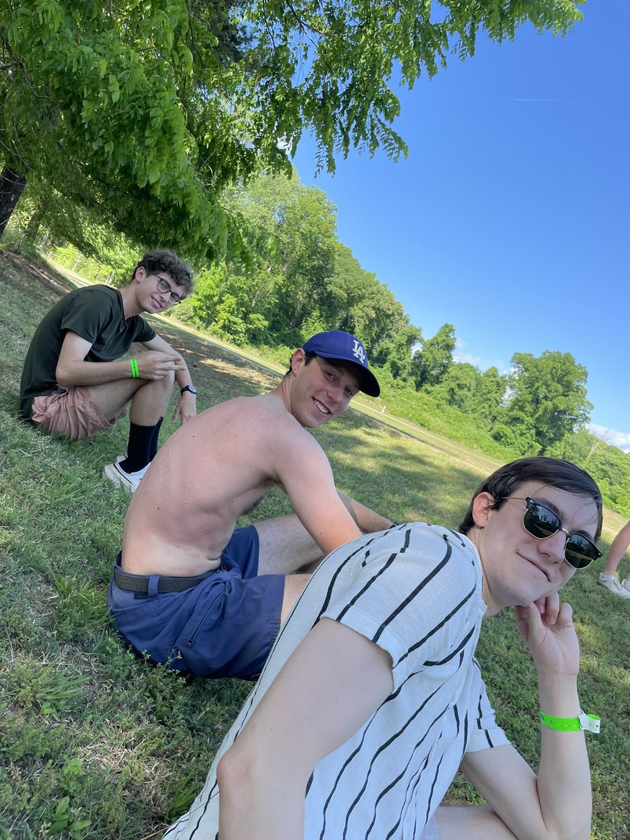 DUFF AT FROLICS!!

DUFF AT FROLICS!!!