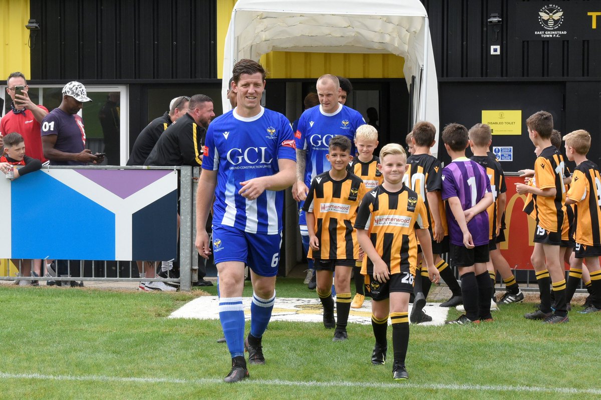StuartDHGibson's tweet photo. A huge thank you to Glenn Wilson @wils16 for your incredible service 130+ games since 2020/21 for @egtfcwasps to end a great career &amp; hang up the boots.

Thank you Skip it's been an absolute pleasure to record these last few years.

Good luck with the next chapter. https://t.co/x0zHtEVciS