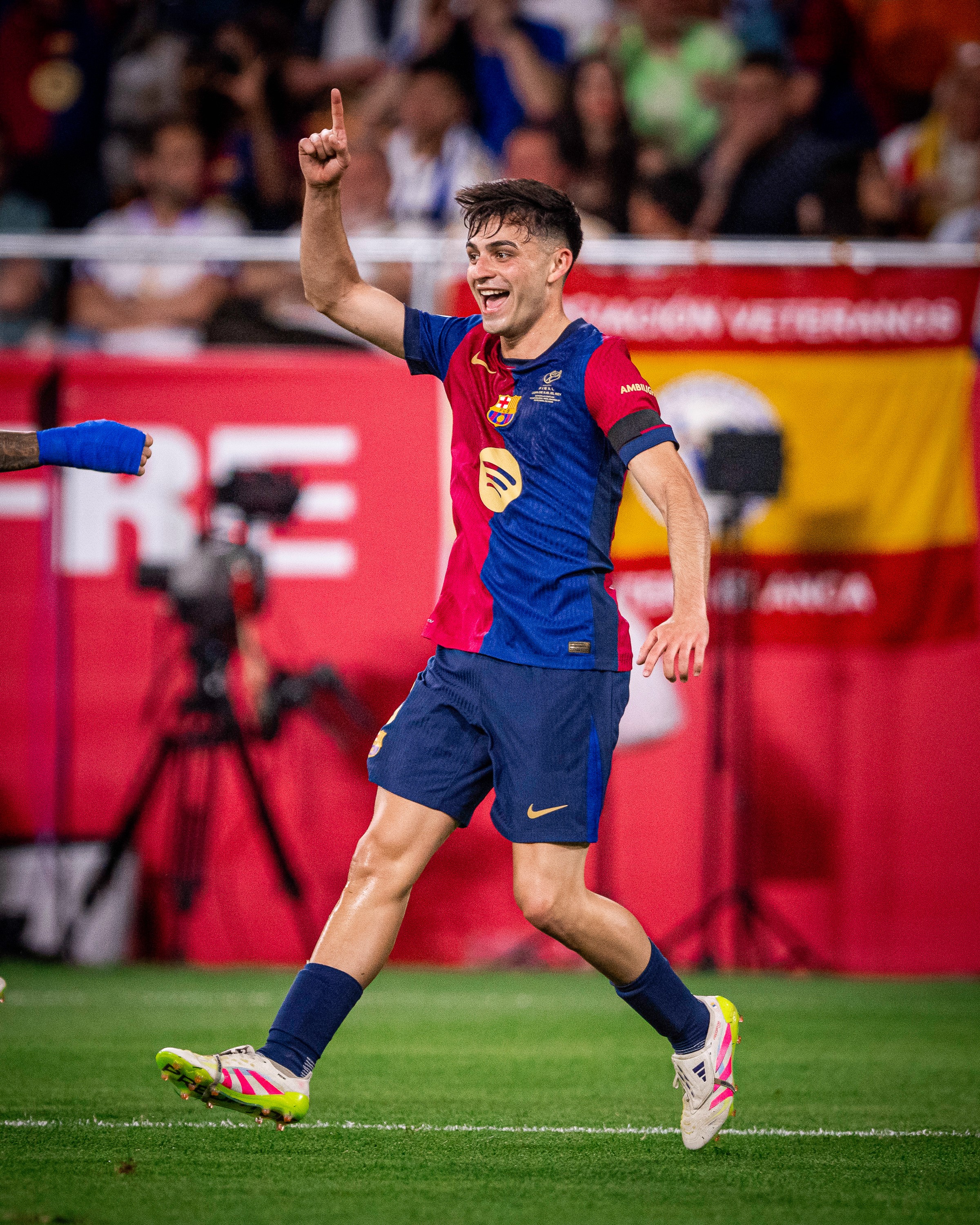 Copa del Rey 2025 final FC Barcelona vs Real Madrid El-Clasico LIVE Updates, Scores, News and Free Commentary | Pedri gives Barcelona the lead; FCB 1-0 RMA | sportzpoint.com