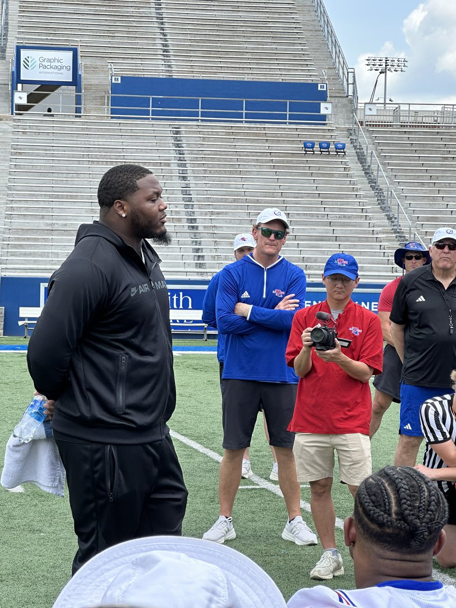 Brian Mayper (@bmayp) on Twitter photo Thanks for everyone that came out to the <a href="/LATechFB/">LA Tech Football 🏈</a> Spring Showcase. We love seeing all the fans and support and capped it off with La Tech Alum and Super Bowl champion Milton Williams. Thanks for everyone that came out to the <a href="/LATechFB/">LA Tech Football 🏈</a> Spring Showcase. We love seeing all the fans and support and capped it off with La Tech Alum and Super Bowl champion Milton Williams.