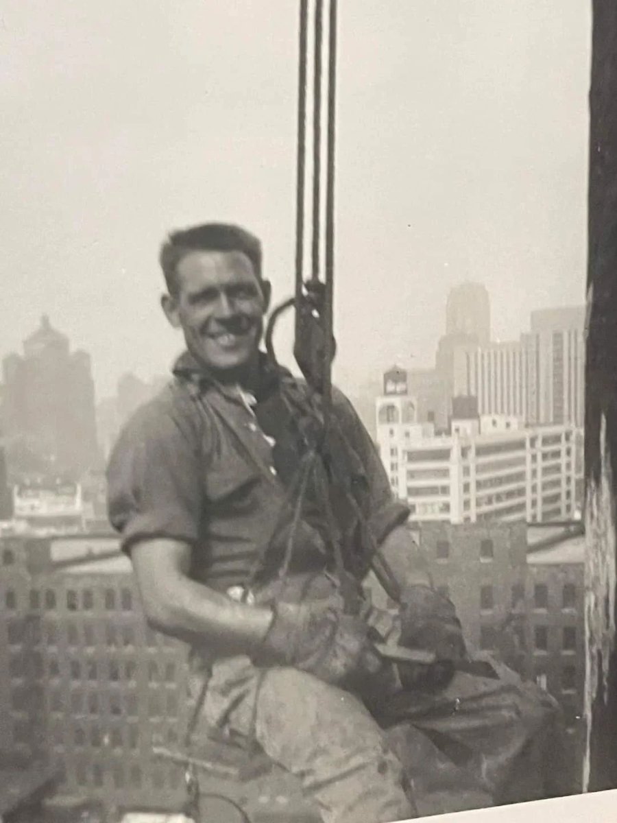Working on Sears tower in Chicago. Circa 1940s