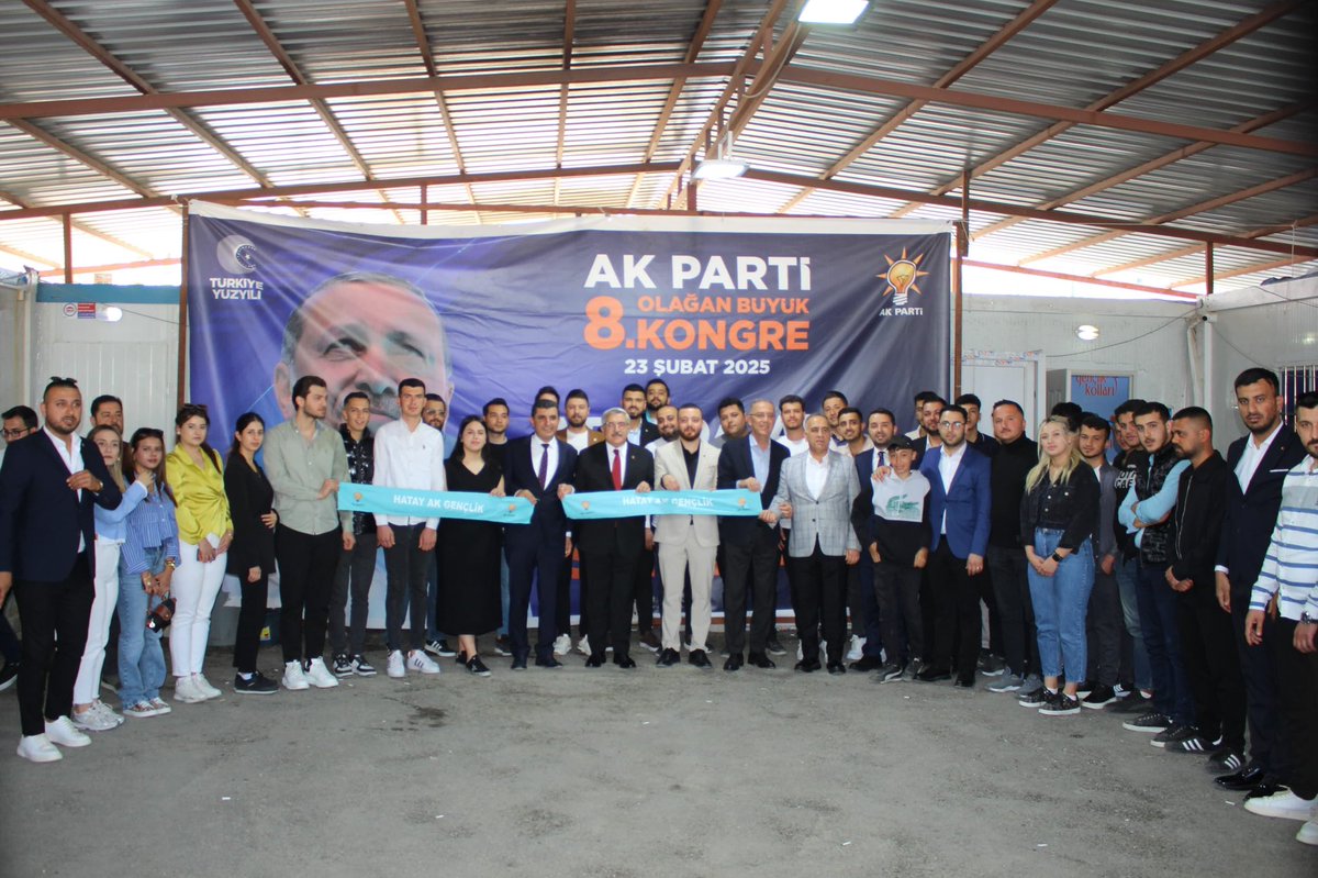 📍Ak Parti Hatay İl Başkanlığı
Genel Başkan Yardımcımız,TBMM Dijital Mecralar Komisyonu Başkanımız,Hatay Milletvekilimiz Sayın Hüseyin YAYMAN’ı teşkilatımızda ağırladık.
Ne mutlu bize ki çalışmak benim şiarımdır diyen Hüseyin YAYMAN’ın yol ve dava arkadaşlarıyız.🇹🇷