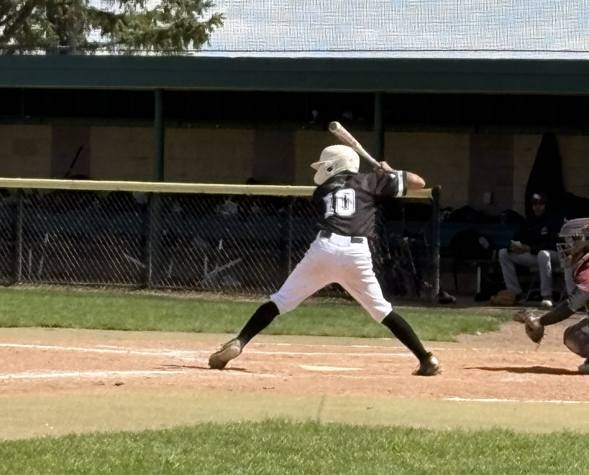 kougarathletics's tweet photo. Kougars walk it off 10-0 in six with an RBI single by Edwards after RBI single by Rosa.  Gerwig 6 strong inning on the mound 0 runs w/6 Ks. Rodriguez 2 runs and Figueroa,  Baumgartner, Young, Larson and Rutherford run scored each.  Genslinger RBI. #KishFam https://t.co/2zp2J0qPLA