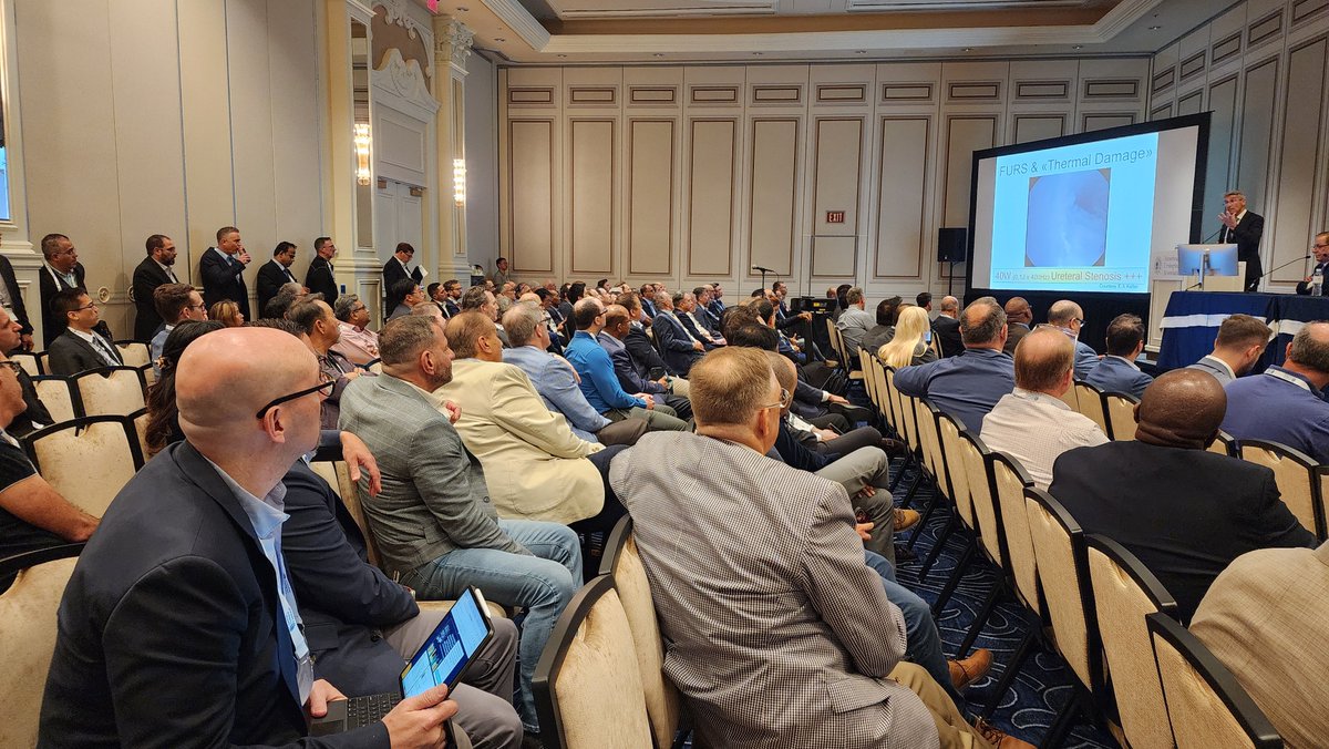 JCLinMD's tweet image. @OTRAXER spitting massive ureteroscopic laser lithotripsy truths to improve patient care in a packed house at #AUA25.

#ThermalDamage #PulseWidth #Frequency #Joules #Watts