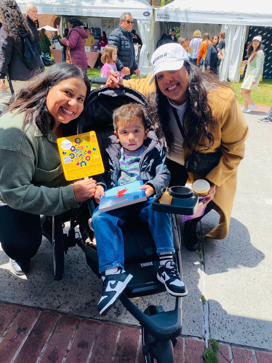 Feria del Libro en Español y Festival Literario (@festivalleala) on Twitter photo ¡Nos da mucho gusto seguir recibiéndolos en nuestro booth #136! 💖✨ Ven a visitarnos, estamos aquí hasta las 6:00 p.m. y mañana de 10:00 a.m a 5:00 p.m📚 <a href="/latimesfob/">LA Times Festival of Books</a>
#leala #lafestivalofbooks #literatura ¡Nos da mucho gusto seguir recibiéndolos en nuestro booth #136! 💖✨ Ven a visitarnos, estamos aquí hasta las 6:00 p.m. y mañana de 10:00 a.m a 5:00 p.m📚 <a href="/latimesfob/">LA Times Festival of Books</a>
#leala #lafestivalofbooks #literatura