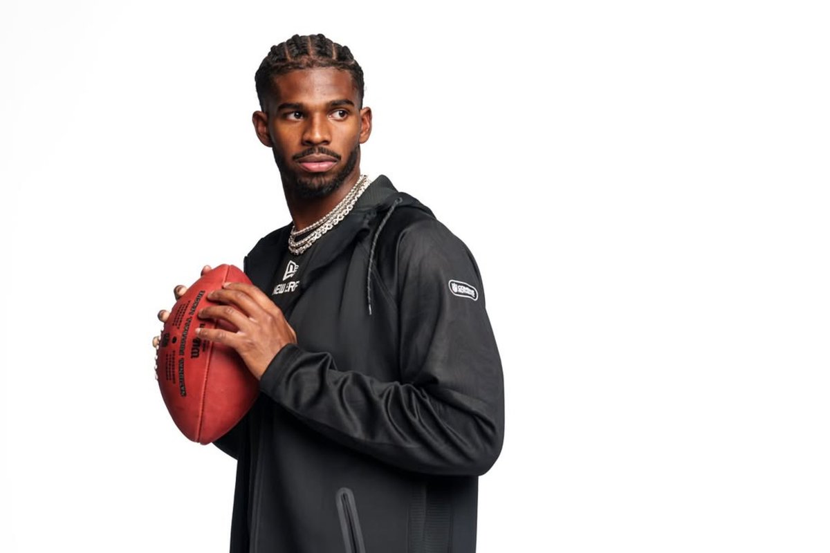 They will try to “humble you” and sit you down. No one can take your place, peace, or promise. What God has called you to, He will preserve for you. When they pull the rug from under you, remember you were born to fly. Let the opposition catapult you to your destiny. #PrimeTime