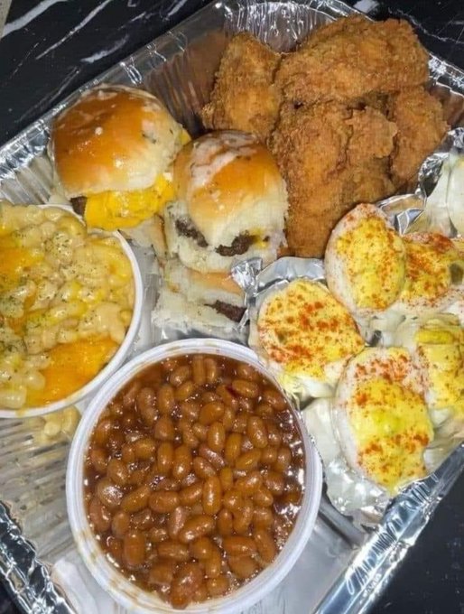 FoodPleaser's tweet photo. Take away one item…. https://t.co/MmkF2zDXHN