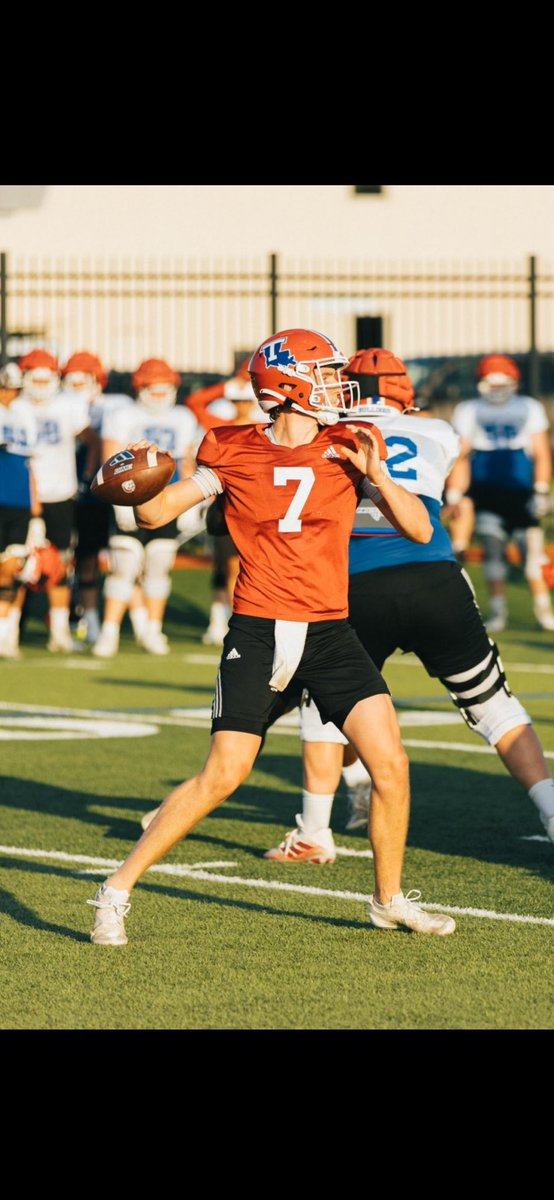Seth Parr (@8_parr) on Twitter photo What a great picture of Anna great Evan Bullock! Talking about mental toughness this guy has it. After hearing no so many times he let his play say Yes! What a great picture of Anna great Evan Bullock! Talking about mental toughness this guy has it. After hearing no so many times he let his play say Yes!