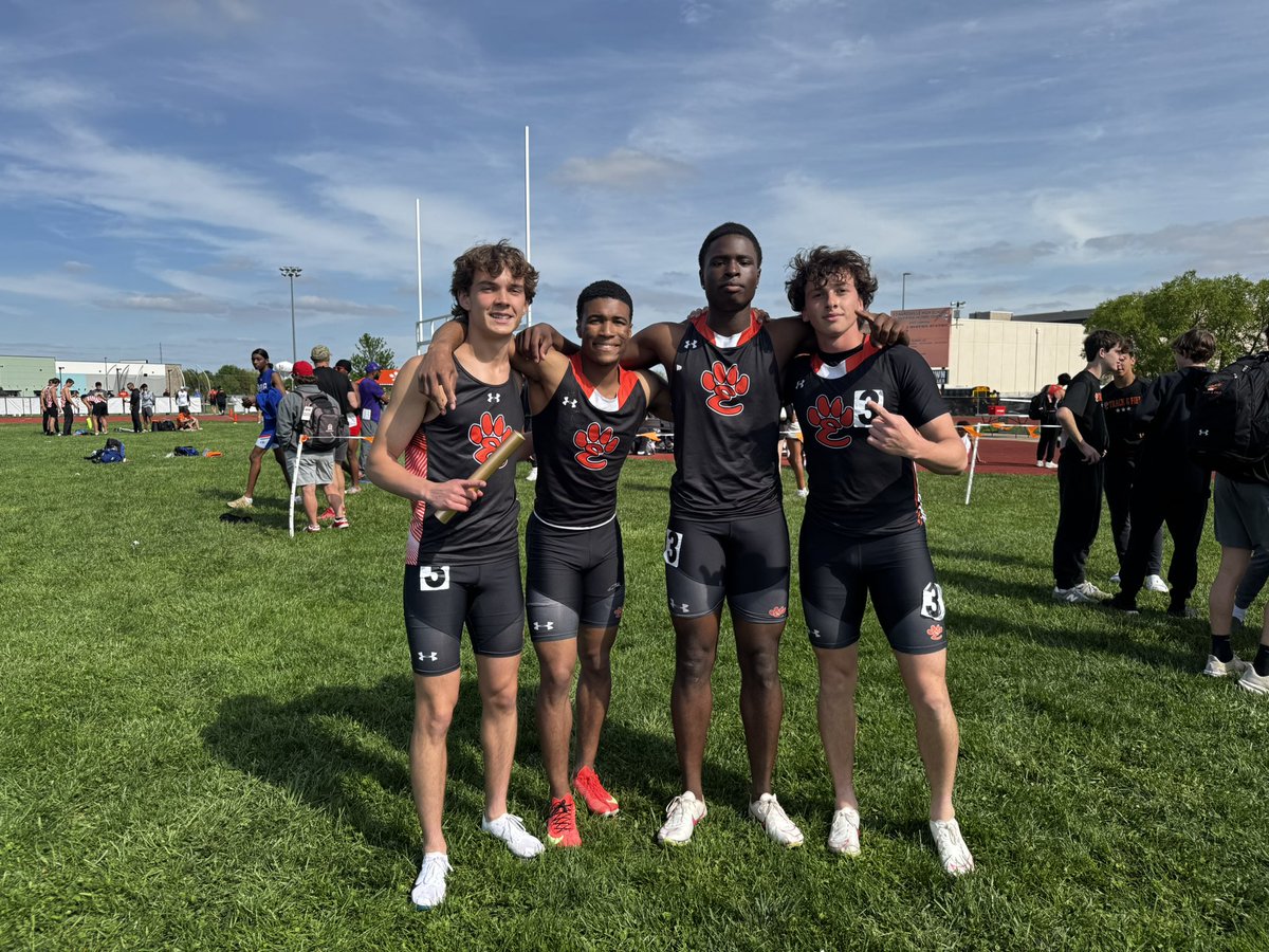 4x4 champs and run season best! 

~3:24.22~

Hoeferlin-Wilson-Ruffin-Hamad