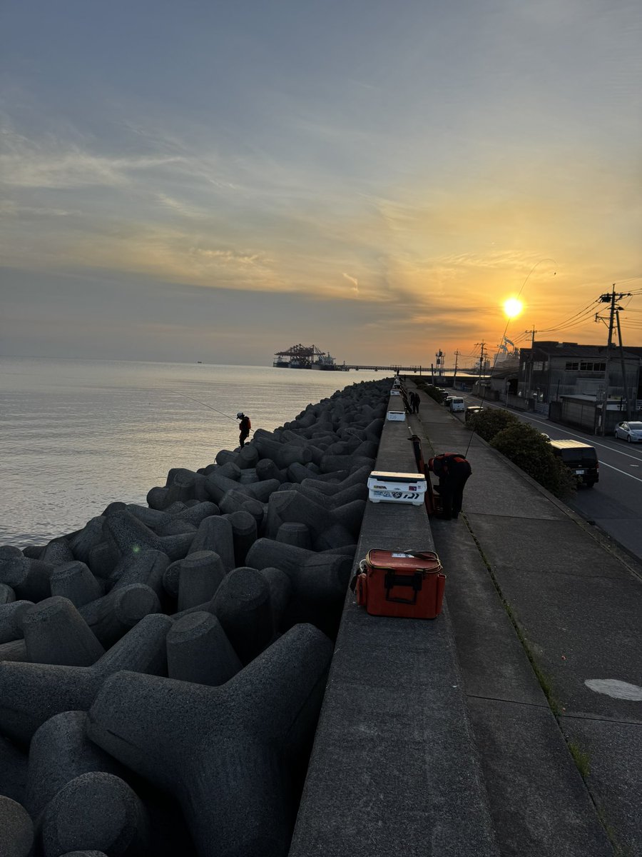 YBb3aVjlt5P4lfO's tweet image. はじめまーす🎣