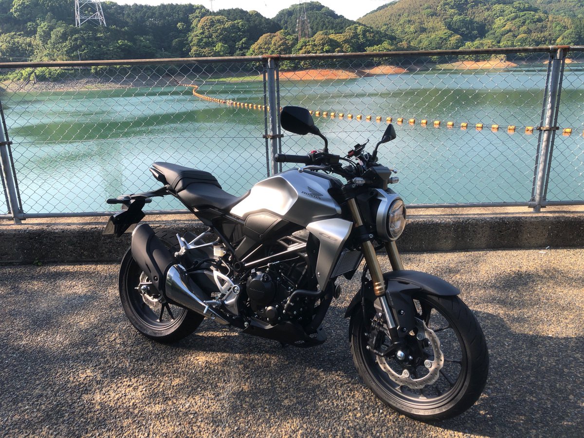 safetytororosso's tweet photo. 名前:shima
年齢:25
身長:168
住み:長野(東信
愛車:CB250R,MT09
一言:いつも湯の丸登ってます

 #バイク乗りとして自己紹介 https://t.co/iVGABxk2UT