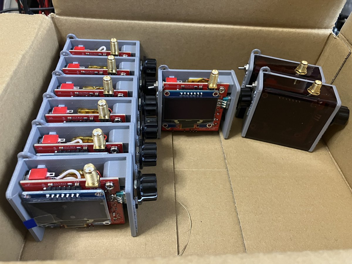 TE2101 アンテナアナライザー製作中。これでバックオーダーは