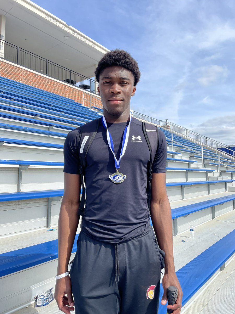 De Smet Track and XC (@desmettrackxc) on Twitter photo Senior Sean Sossou blazes to a FIRST PLACE VICTORY in the 400 meters at the Ladue Invitational with a time of 48.55 seconds. In the first track season of his career, Sean is now the second fastest Spartan ever in that event. 👀🔥😤<a href="/sossou_sean/">Sean Sossou</a> <a href="/DeSmetJesuitHS/">De Smet Jesuit High School</a> Senior Sean Sossou blazes to a FIRST PLACE VICTORY in the 400 meters at the Ladue Invitational with a time of 48.55 seconds. In the first track season of his career, Sean is now the second fastest Spartan ever in that event. 👀🔥😤<a href="/sossou_sean/">Sean Sossou</a> <a href="/DeSmetJesuitHS/">De Smet Jesuit High School</a>