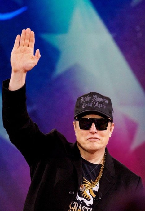 I still don’t understand why i lost so many followers yesterday,So please raise your hand if you're a fan of Elon Musk and not a bot.