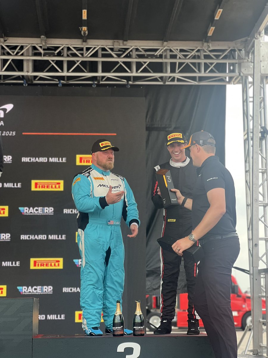 🦎Flying Lizard Motorsports tweet media