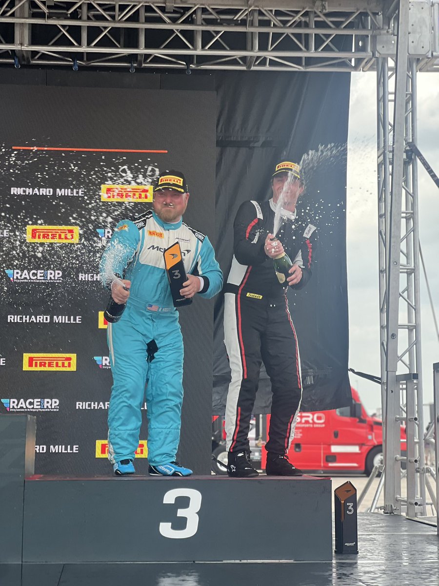 🦎Flying Lizard Motorsports tweet media