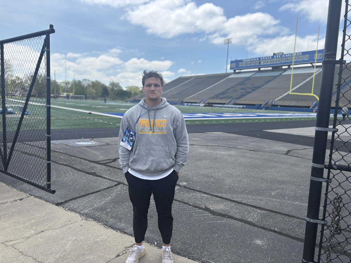 GradyMoriarty's tweet photo. Thank you @IndStFB for having me come down for a visit, and thank you @Coach_DElson for the invite.
@TV_VIKINGSTRONG @PrepRedzoneIN @AustinSchaffer2 https://t.co/63nC13EDSv