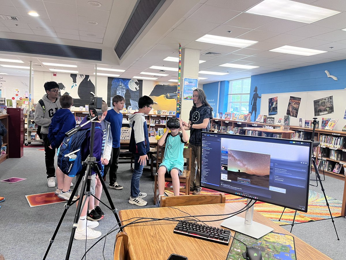 LibraryRmms's tweet image. 🚀✨ Shoutout to Caleb White! ✨🚀

Former RMMS student and current Altec engineer, Caleb White, visited our 6th Grade Journey students to share his passion for light pollution and astrophotography!  It was an awesome day of learning, discovery, and inspiration.
