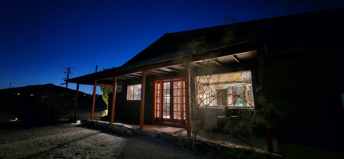 Check this #joshuatree beauty open all weekend briansellsthedesert.com/listing/mlsid/…