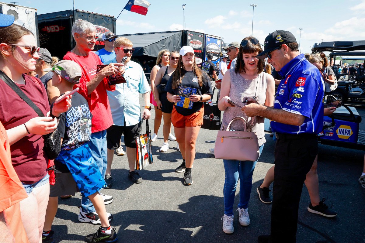 zMAXDragway's tweet image. Nothing beats a 4-Wide Saturday. π€©
@AmericanRebel99 | #4WideNats