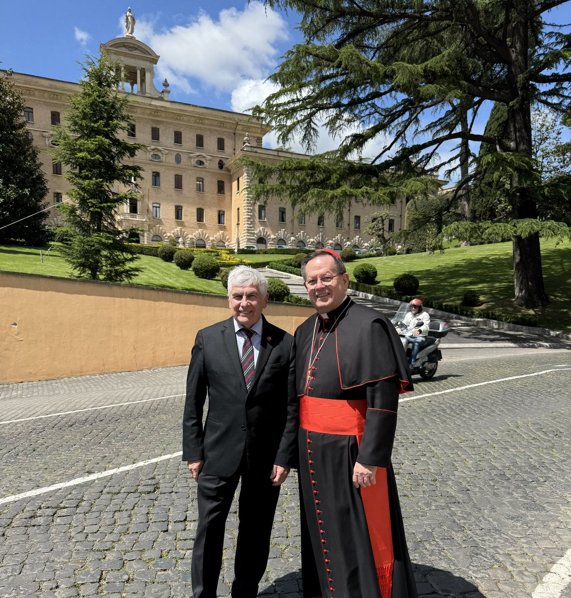 Hon. Clément Gignac, Sénateur et Économiste tweet media