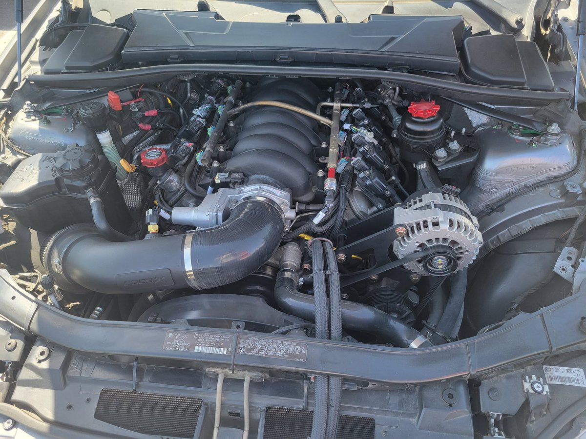 SinCityFC's tweet image. This is what you do with that BMW garbage. Yank the German shit and stuff some proper murican horsepower under that hood.
#lsfestwest
Cc @CCoderDyne