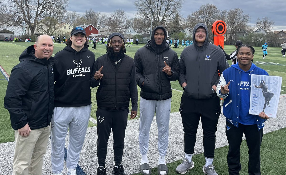 Pete Lembo (@pete_lembo) on Twitter photo Extra credit this evening: a guest appearance by <a href="/UBFootball/">UB Football</a> at the Buffalo Blizzards game. I appreciate our guys being visible in the Buffalo community. ๐ค๐ผ๐๐๐บ๐ธ Extra credit this evening: a guest appearance by <a href="/UBFootball/">UB Football</a> at the Buffalo Blizzards game. I appreciate our guys being visible in the Buffalo community. ๐ค๐ผ๐๐๐บ๐ธ