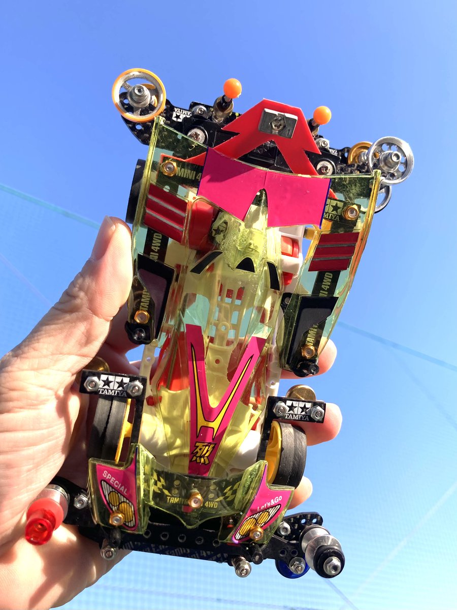 kon_bayashi's tweet photo. 4/27 ミニ四駆グランプリ2025スプリング 東京大会2
トライアルクラスの朝は早い…
これから品川へ向かいます。
#ミニ四駆
#m4wd
#ハリケーンソニック
#ARシャーシ
#ダブル提灯 https://t.co/ZIuFluEWUQ