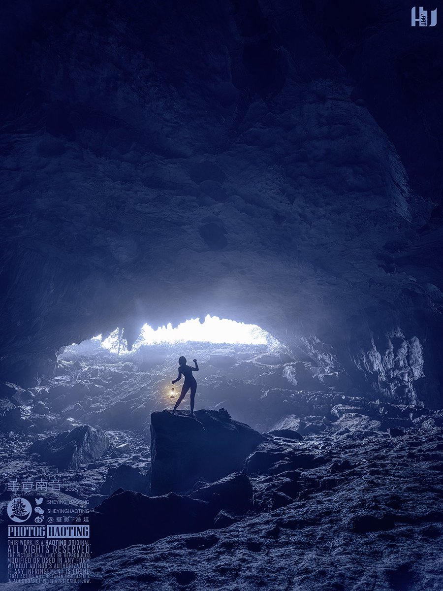 堇荁南音/时光隧道 3

穿越光年
距离不是问题

同行 <a href="/WhisperFrame/">夜音</a>

<a href="/Fengsiyuan/">Mr.死因</a>
#约拍 #人体艺术 #独立摄影 
#HAOTING #摄影浩廷 #浩廷