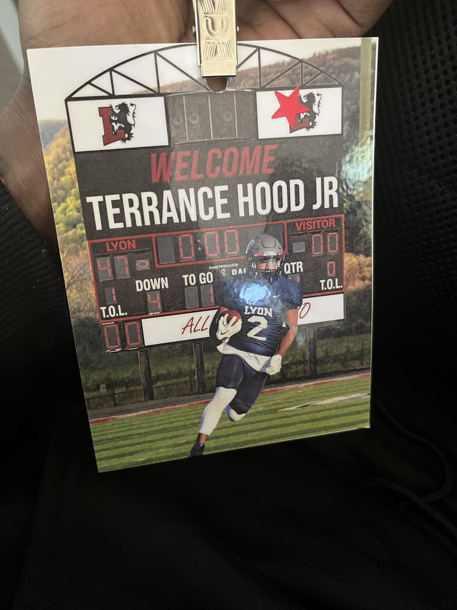 Tskrapzz_'s tweet photo. Had an amazing visit @_Lyon_Football can’t wait to be back for camp!
@LyonHBC @CoachPaider @coach_atownsend @BjBradleyj13 @coach1williams @CoachZedaker @coachjacob75 @coachdex_ @CoachShot21 @n_parrott478 @DexPreps @TDARecruiting @PrepRedzoneAL @Alabama_Varsity @AL_Recruiting @5StarScouting
