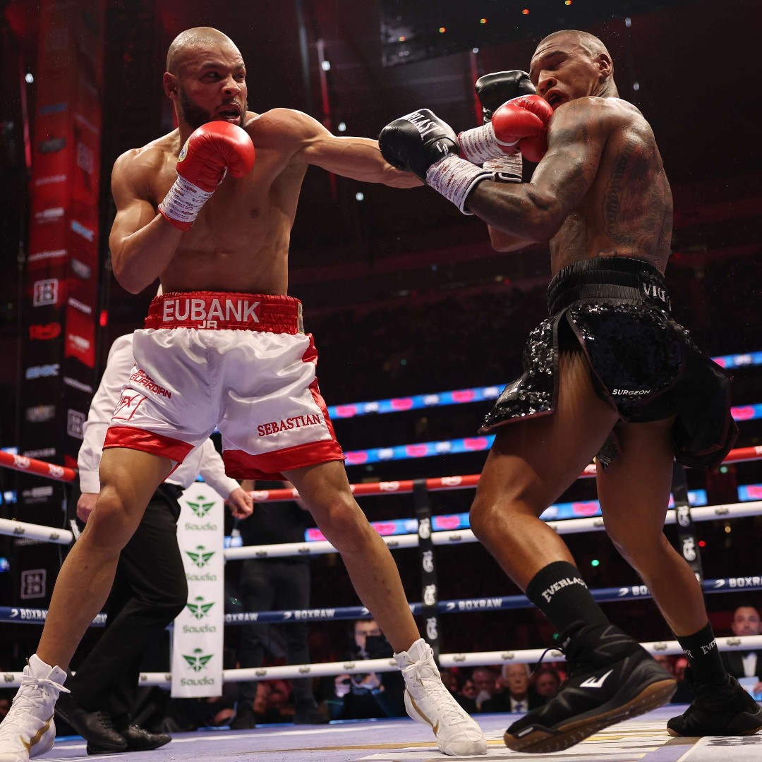 WHAT A FIGHT.

#EubankBenn
