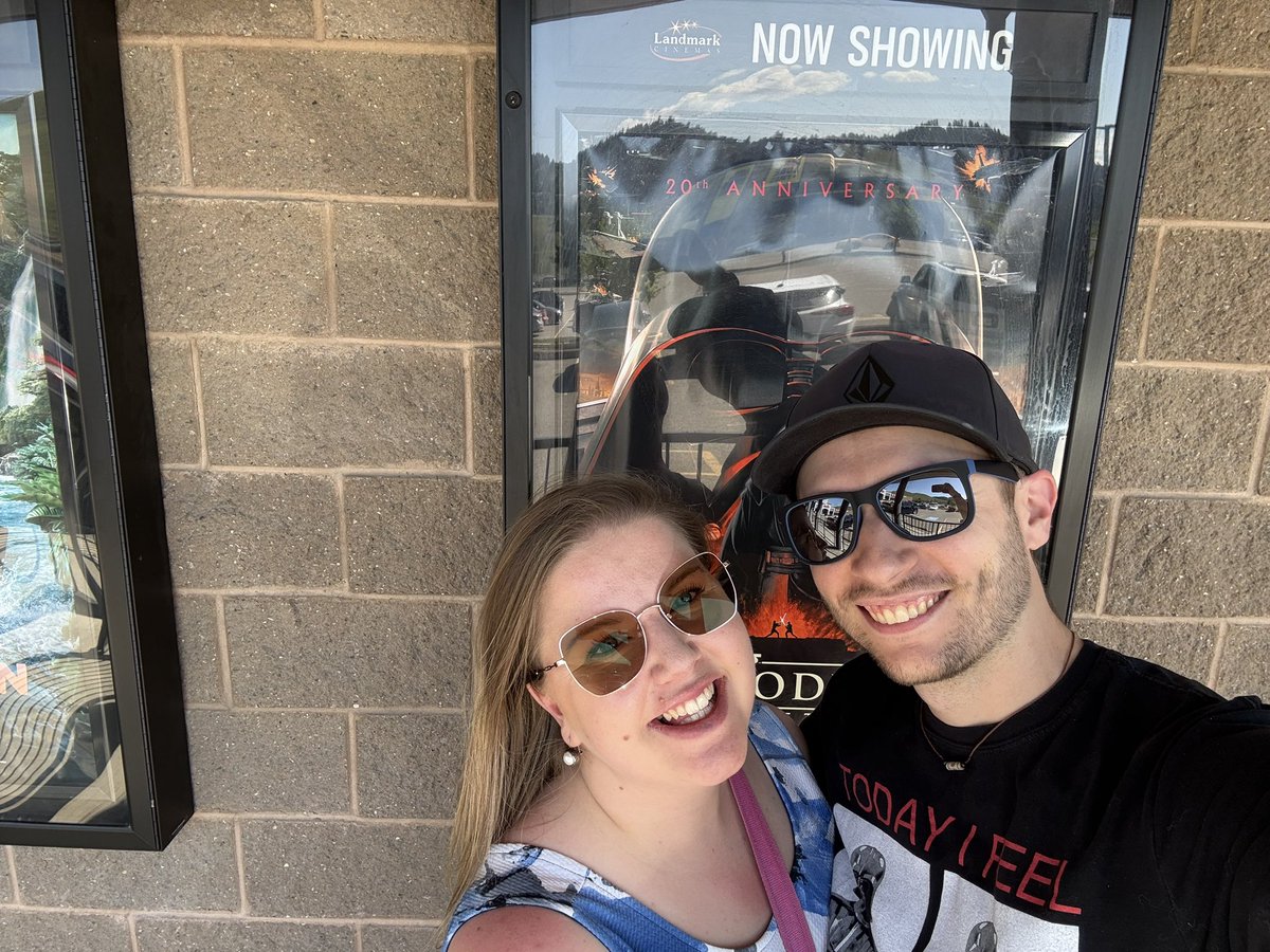 TaylorTheField's tweet image. In the words of Emperor Palpatine - “I have waited a long time for this moment”.

This is one of my earliest movie theater experiences that I can recall as a kid back in 2005. Super excited to see it again on the big screen 🔥🙌